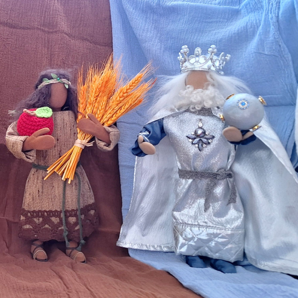 Jahreszeitenfiguren mit Zubehör - Frühling, Sommer, Herbst und König Winter